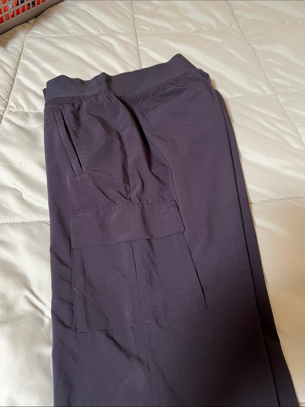 Athleta Cargo Joggers in black